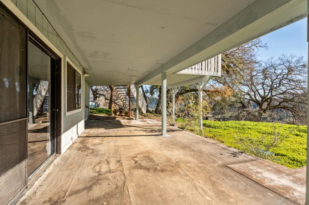 6620 Robinson Creek Road Ukiah, CA 95482