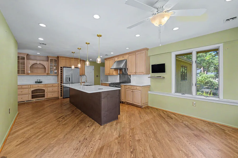 547 Gravelly Run Road Mays Landing, NJ 08330