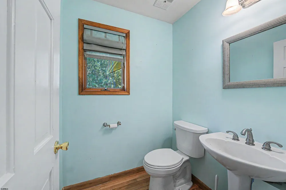 547 Gravelly Run Road Mays Landing, NJ 08330