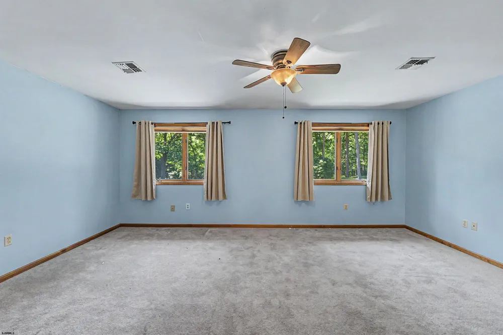 547 Gravelly Run Road Mays Landing, NJ 08330