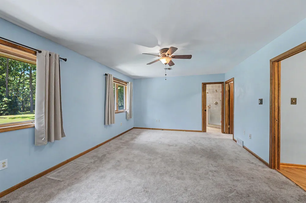 547 Gravelly Run Road Mays Landing, NJ 08330
