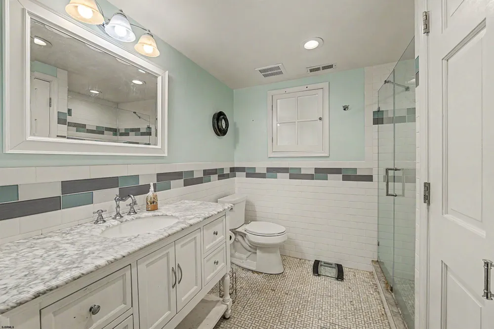 547 Gravelly Run Road Mays Landing, NJ 08330