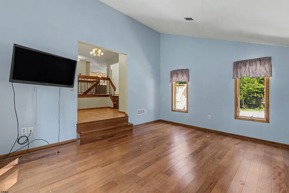547 Gravelly Run Road Mays Landing, NJ 08330