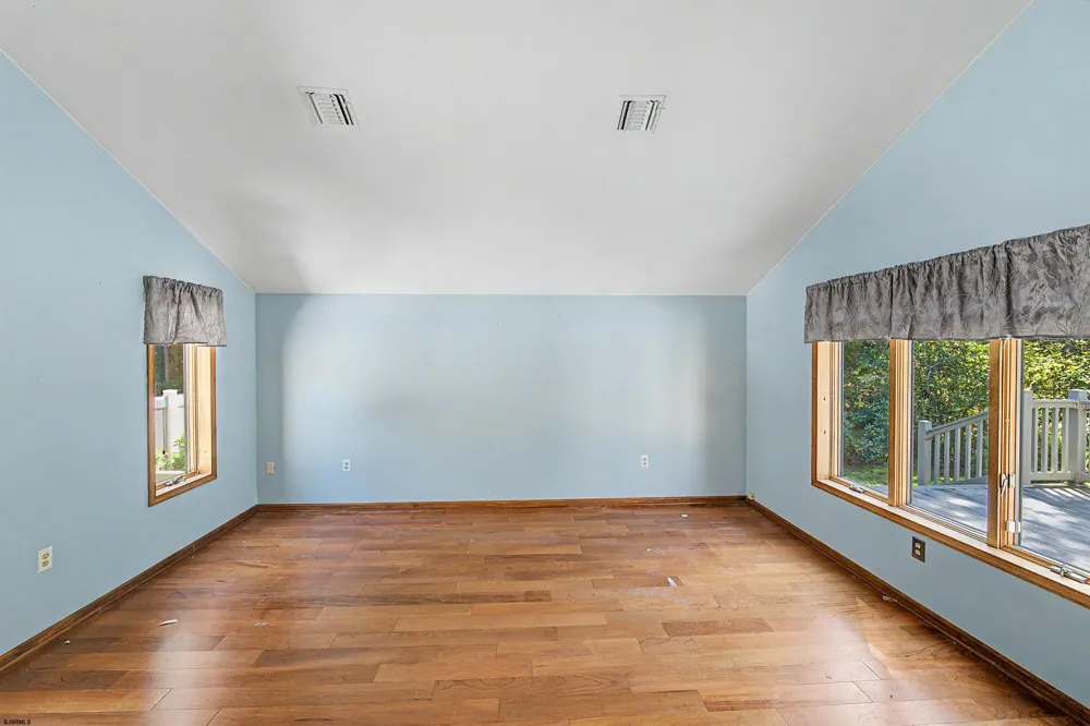 547 Gravelly Run Road Mays Landing, NJ 08330