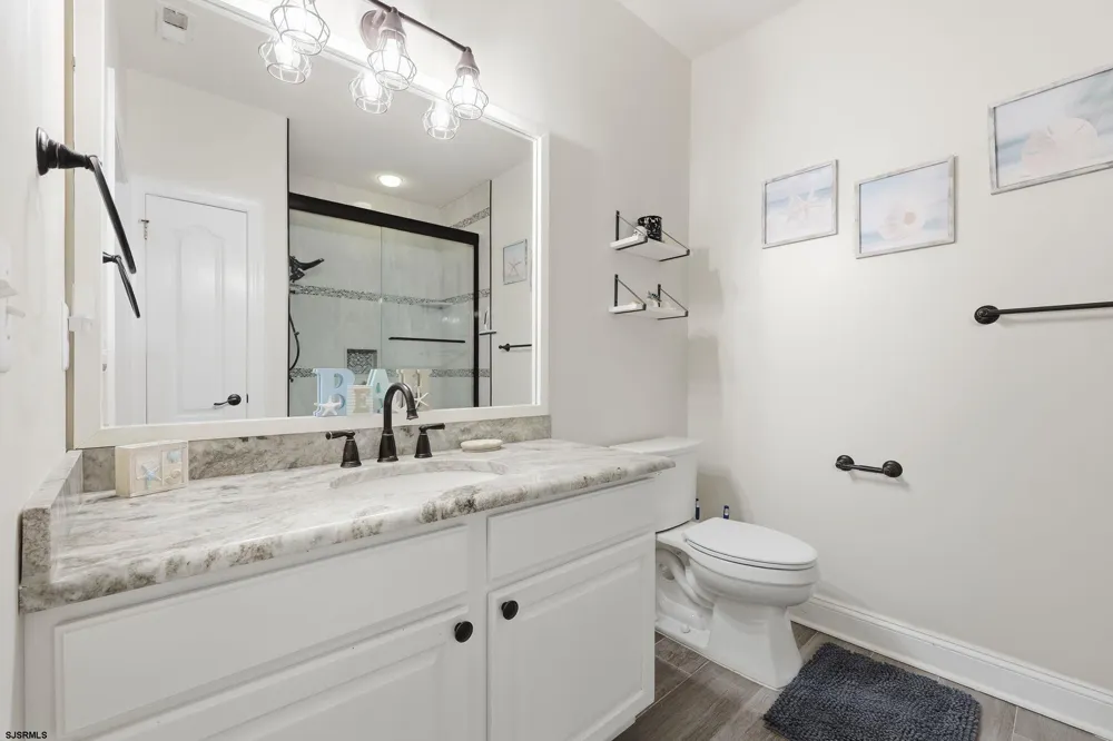 408 E Myrtle Rd Wildwood Crest, NJ 08260