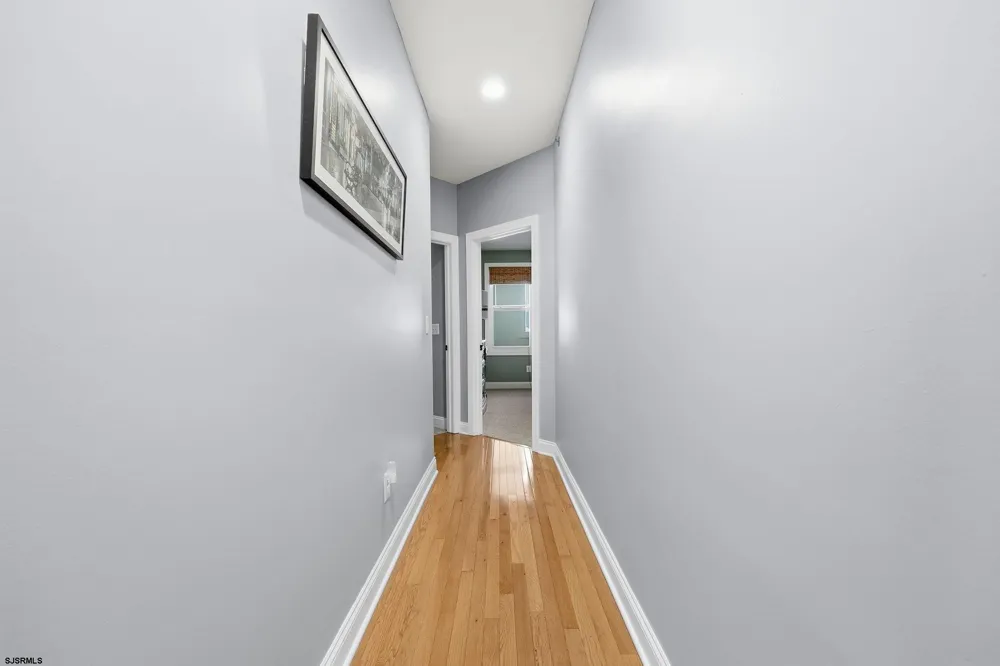 408 E Myrtle Rd Wildwood Crest, NJ 08260