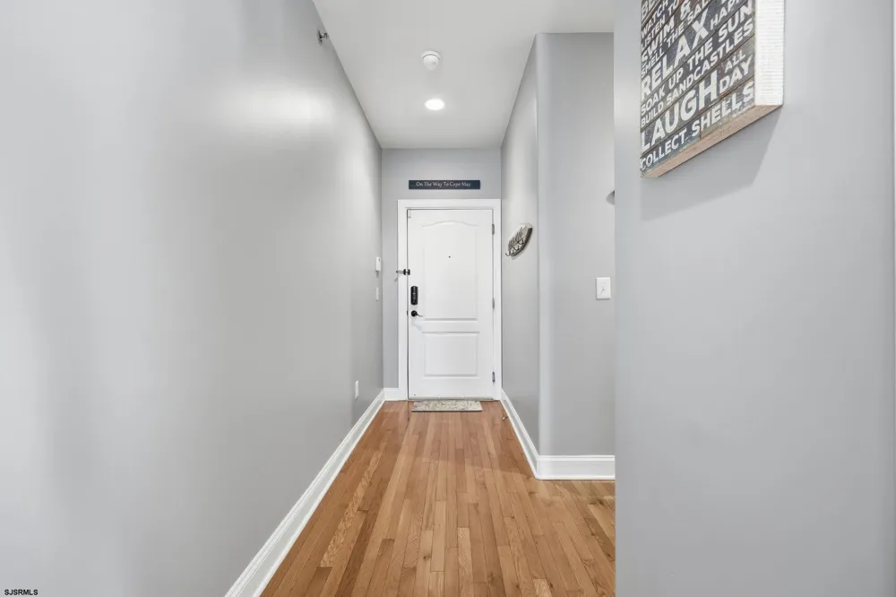 408 E Myrtle Rd Wildwood Crest, NJ 08260