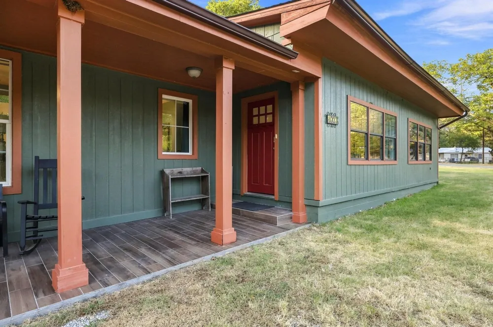 1027 Paradise Cove Road Pottsboro, TX 75076