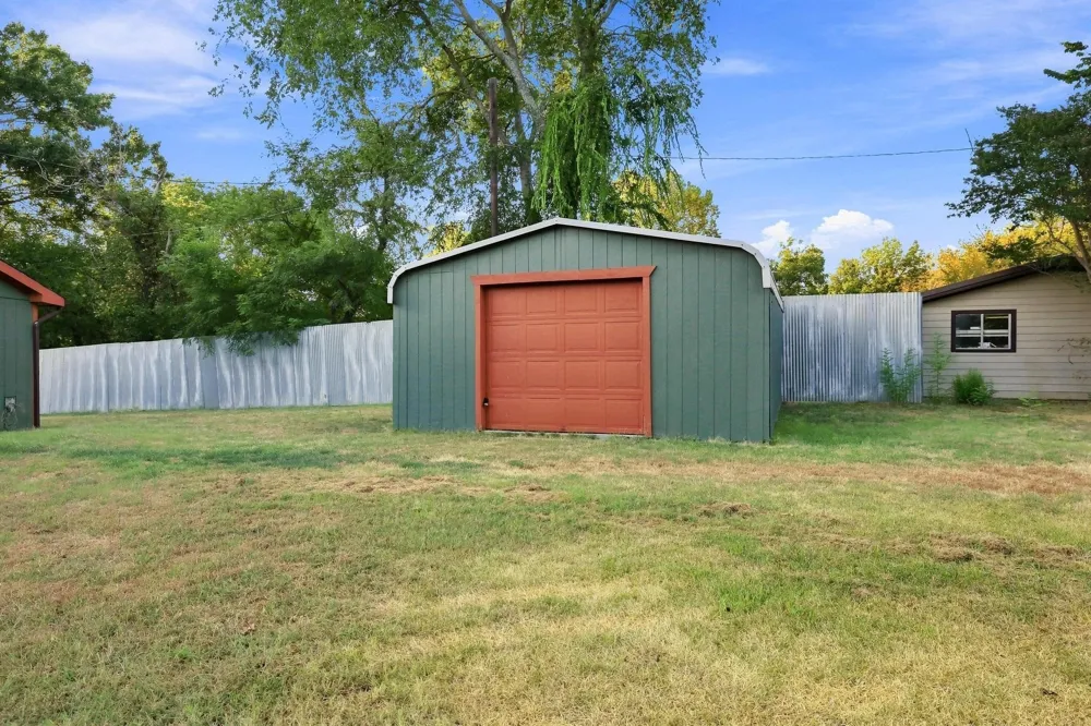 1027 Paradise Cove Road Pottsboro, TX 75076