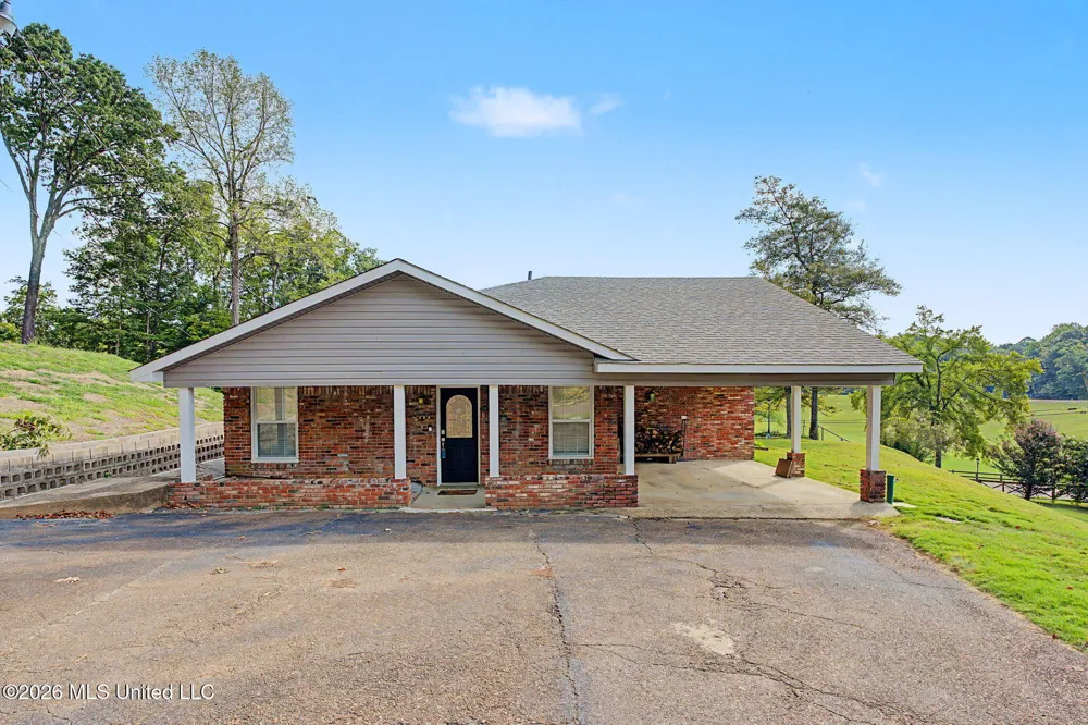 3480 Woodland Lake Road Hernando, MS 38632