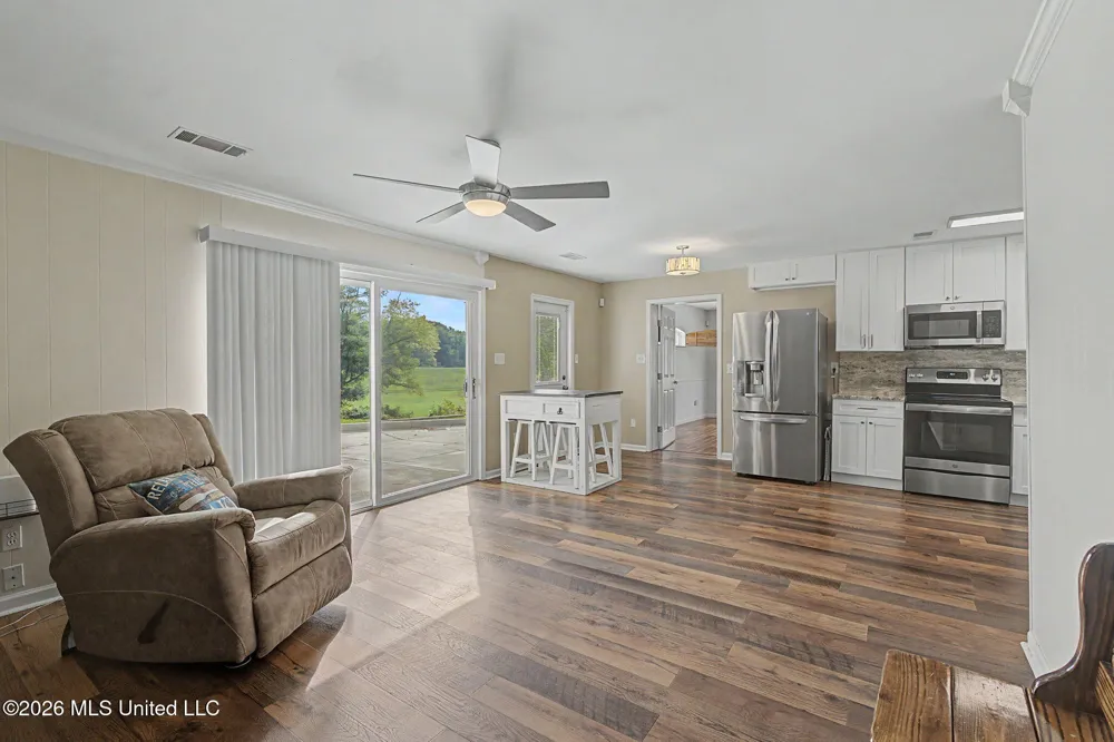 3480 Woodland Lake Road Hernando, MS 38632