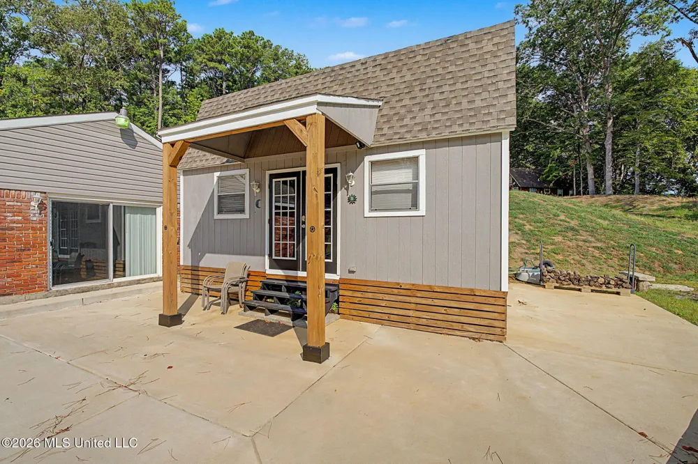 3480 Woodland Lake Road Hernando, MS 38632
