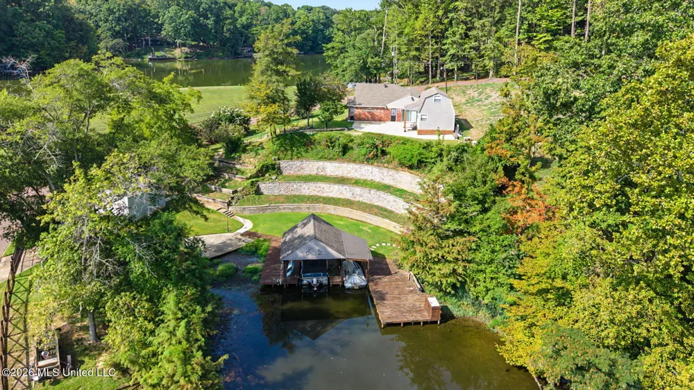 3480 Woodland Lake Road Hernando, MS 38632