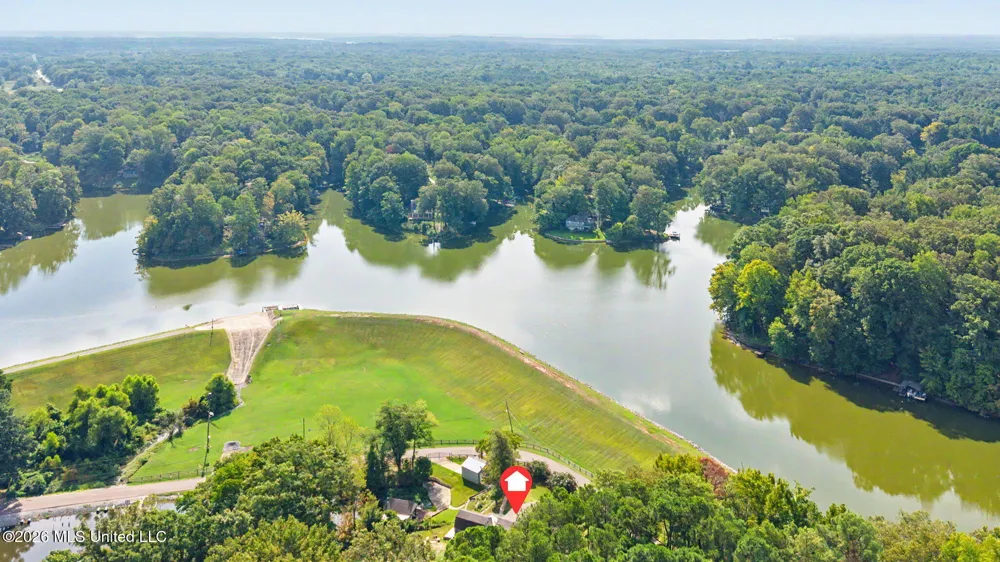 3480 Woodland Lake Road Hernando, MS 38632
