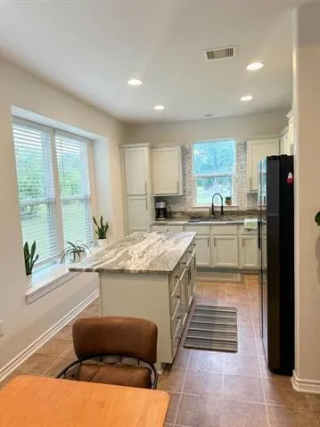 206 12th Street Orange, TX 77630
