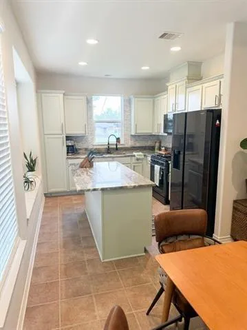 206 12th Street Orange, TX 77630