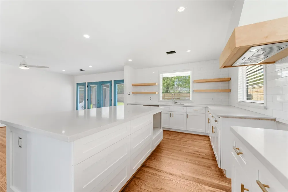 1845 Huge Oaks Street Houston, TX 77055