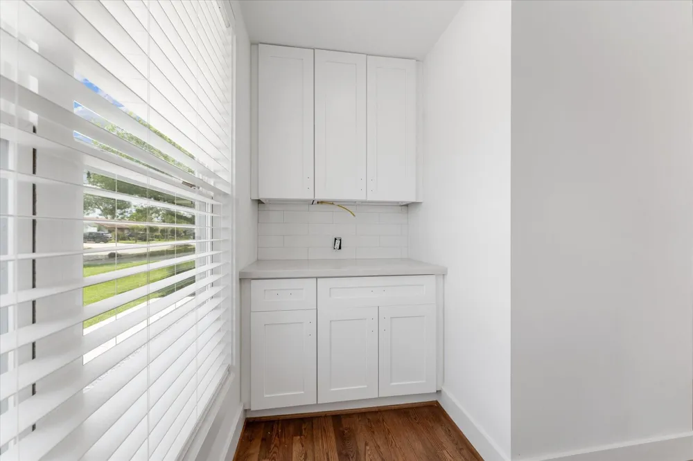 1845 Huge Oaks Street Houston, TX 77055