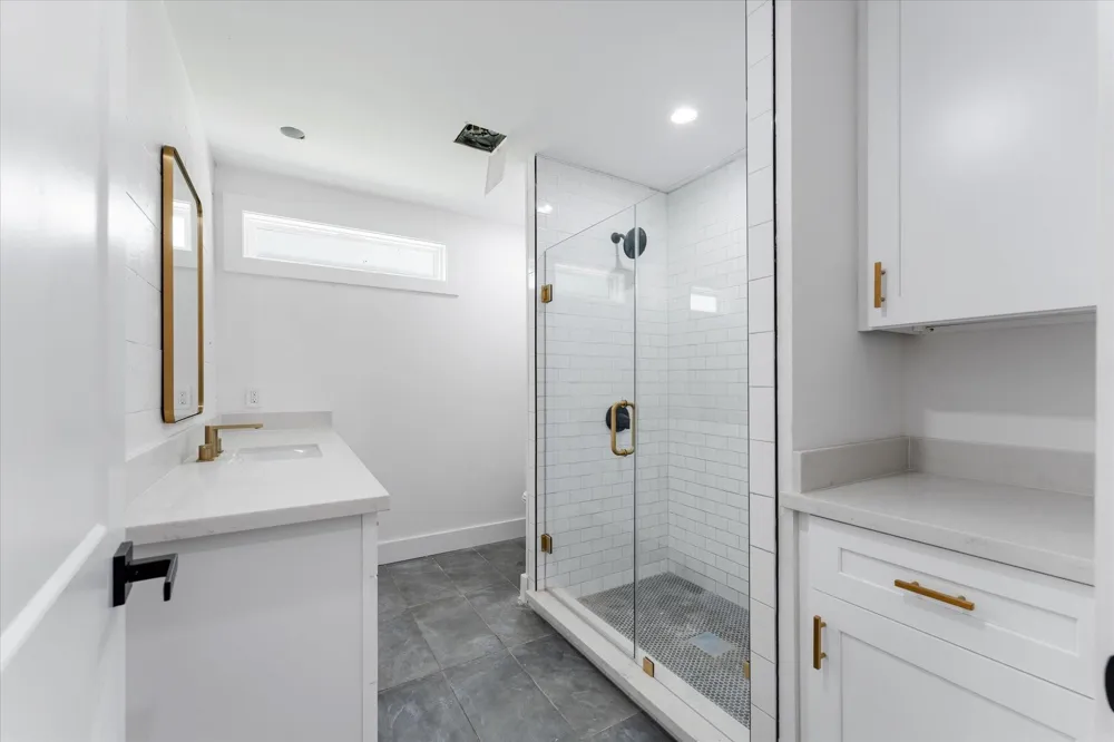 1845 Huge Oaks Street Houston, TX 77055