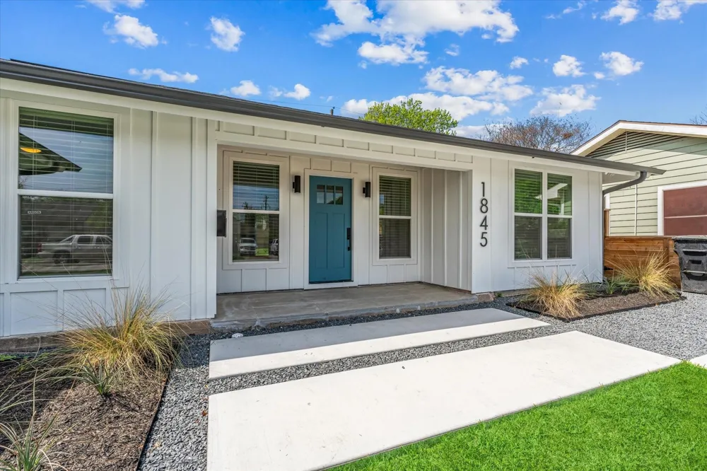 1845 Huge Oaks Street Houston, TX 77055