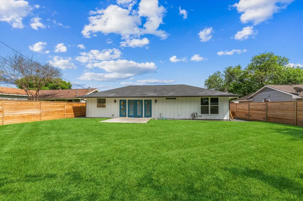 1845 Huge Oaks Street Houston, TX 77055