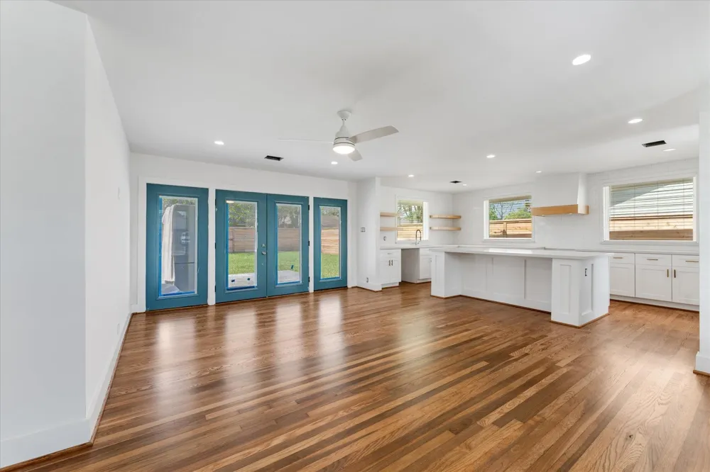 1845 Huge Oaks Street Houston, TX 77055