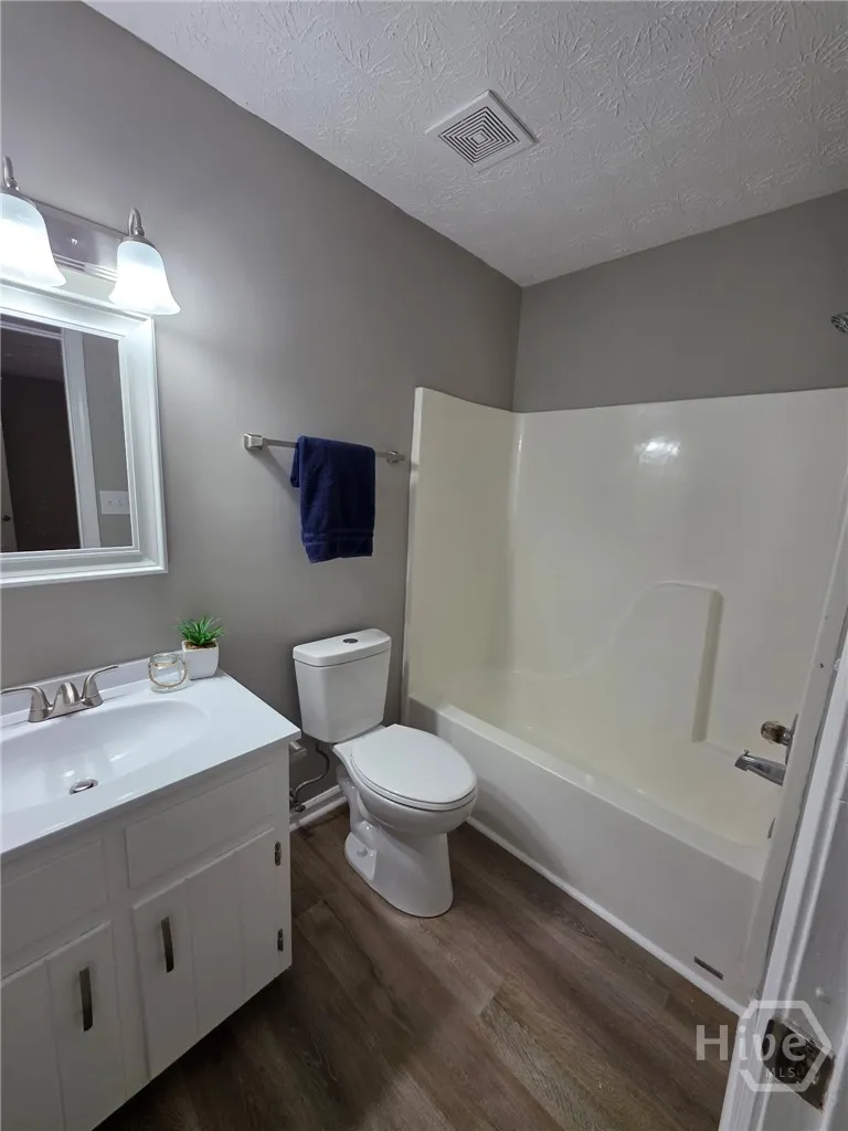 355 Big Oak Circle Athens, GA 30605