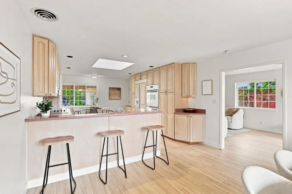 1073 Enderby Way Sunnyvale, CA 94087