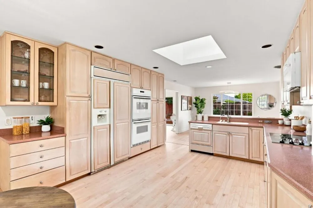 1073 Enderby Way Sunnyvale, CA 94087