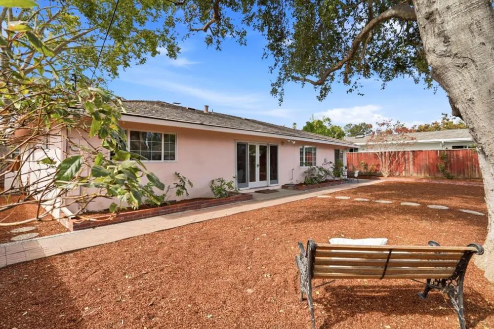 1073 Enderby Way Sunnyvale, CA 94087