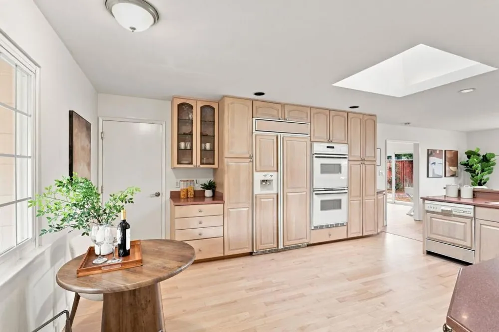 1073 Enderby Way Sunnyvale, CA 94087
