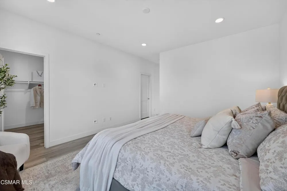 122 Red Brick Drive #6 Simi Valley, CA 93065