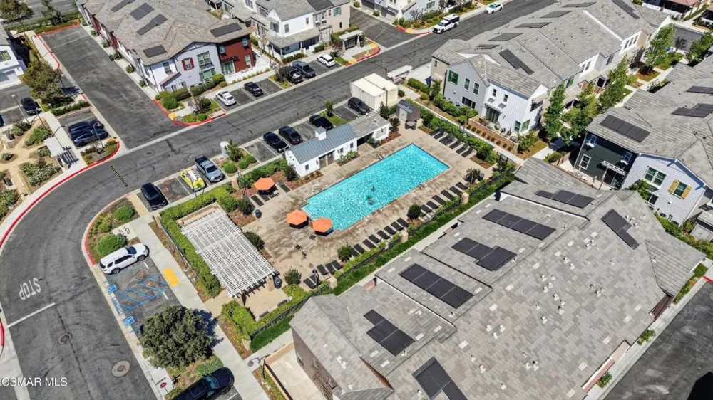 122 Red Brick Drive #6 Simi Valley, CA 93065