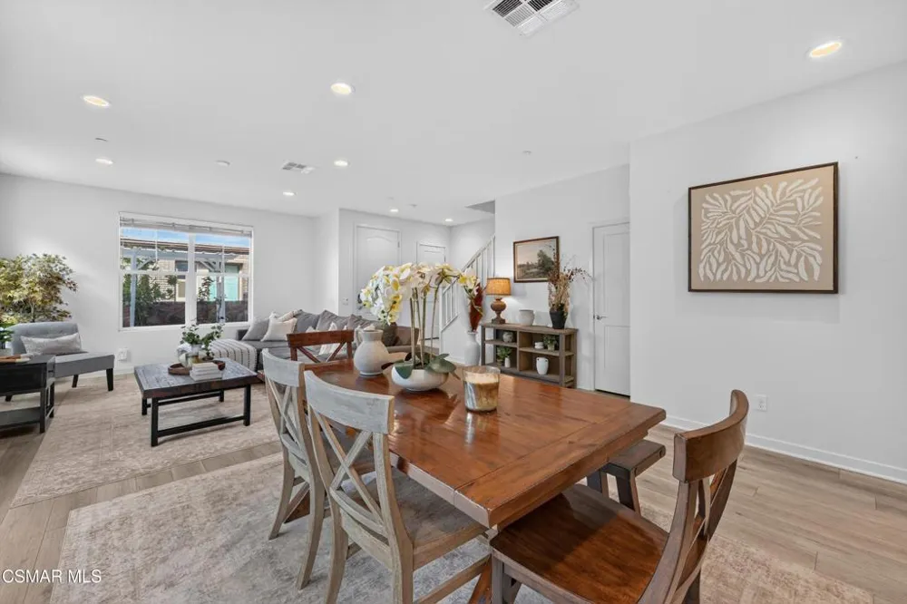 122 Red Brick Drive #6 Simi Valley, CA 93065