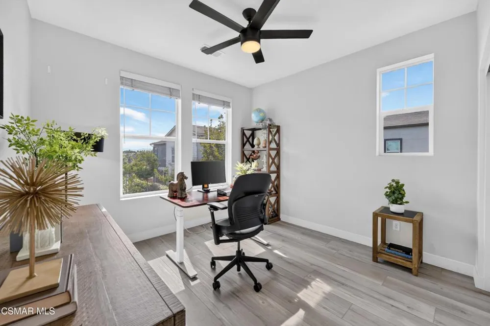 122 Red Brick Drive #6 Simi Valley, CA 93065