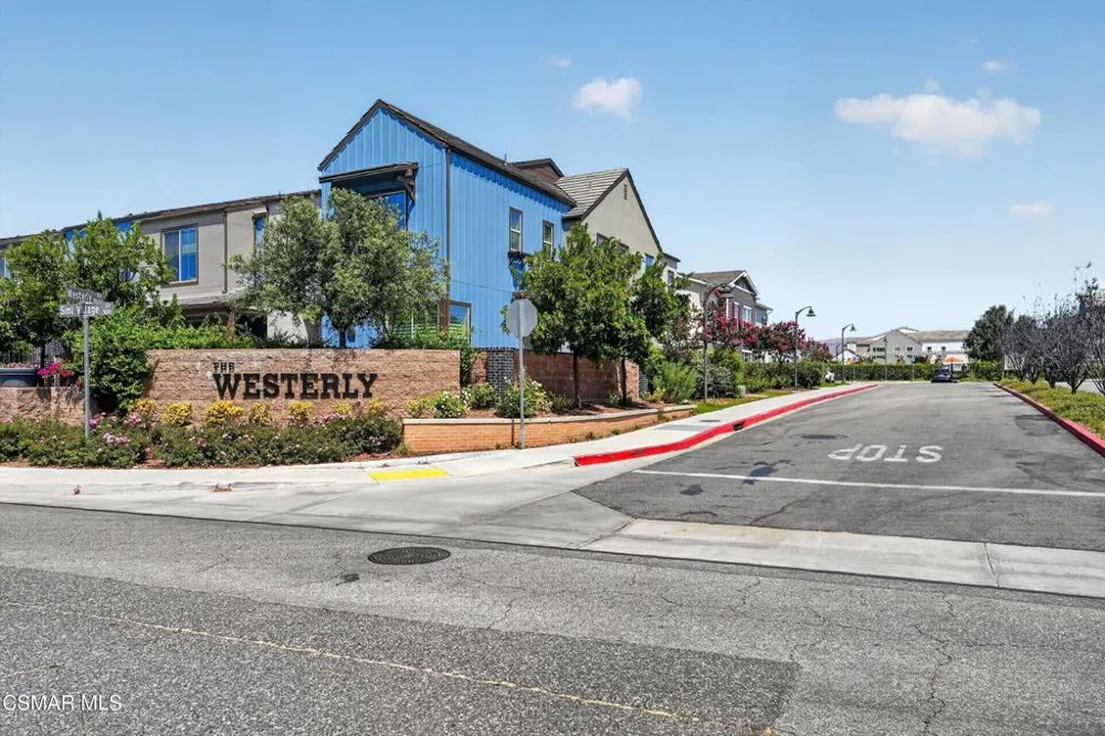122 Red Brick Drive #6 Simi Valley, CA 93065