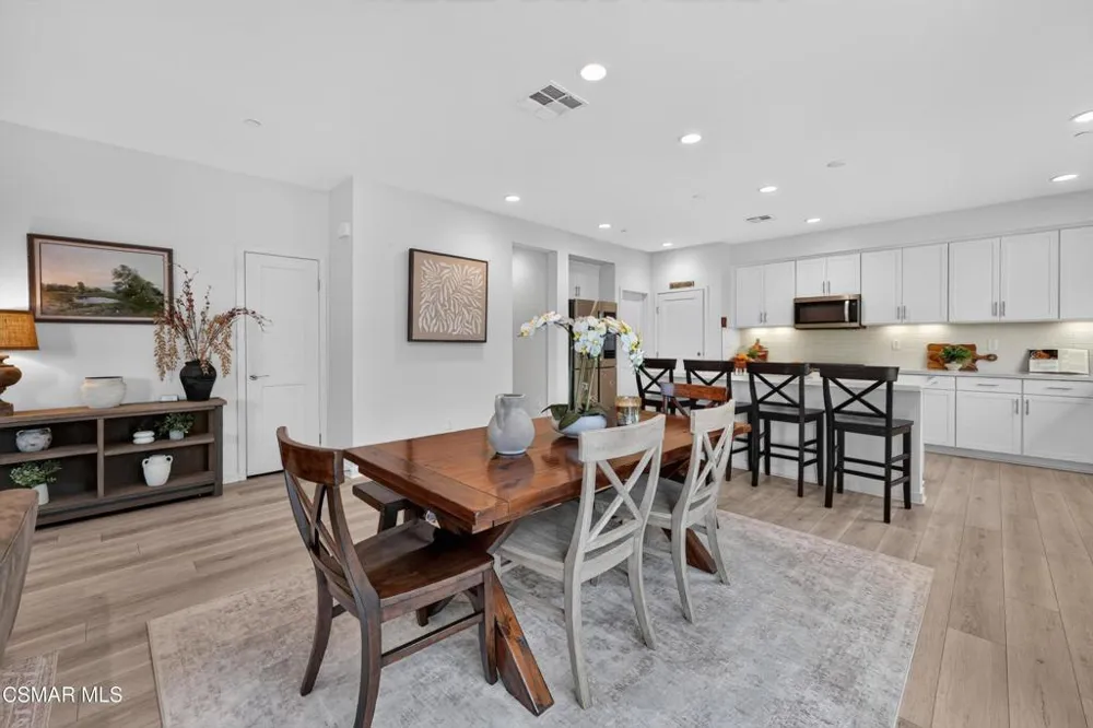 122 Red Brick Drive #6 Simi Valley, CA 93065
