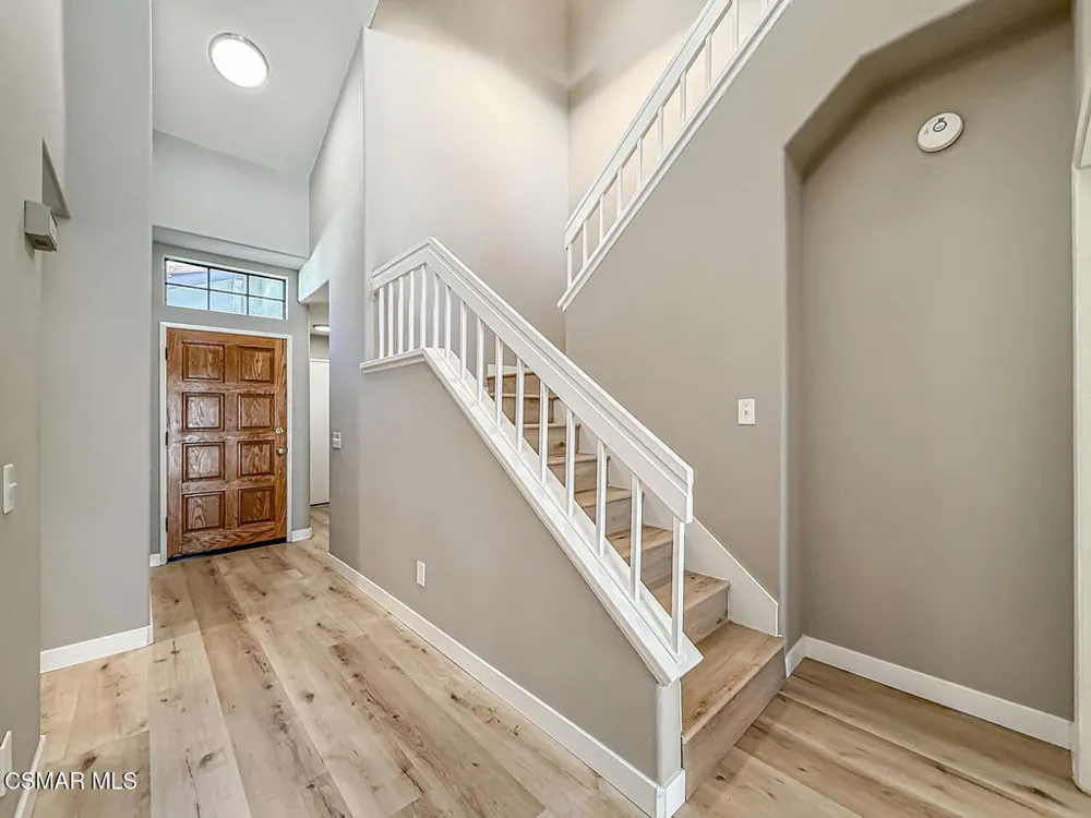 4766 Taranto Way Oak Park, CA 91377