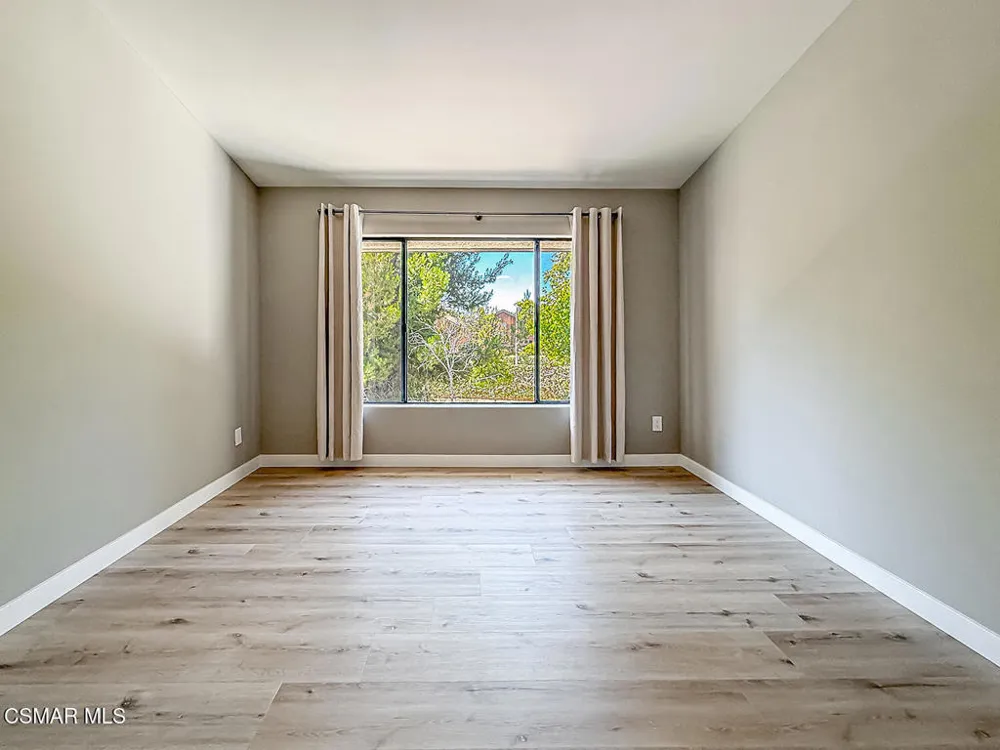 4766 Taranto Way Oak Park, CA 91377