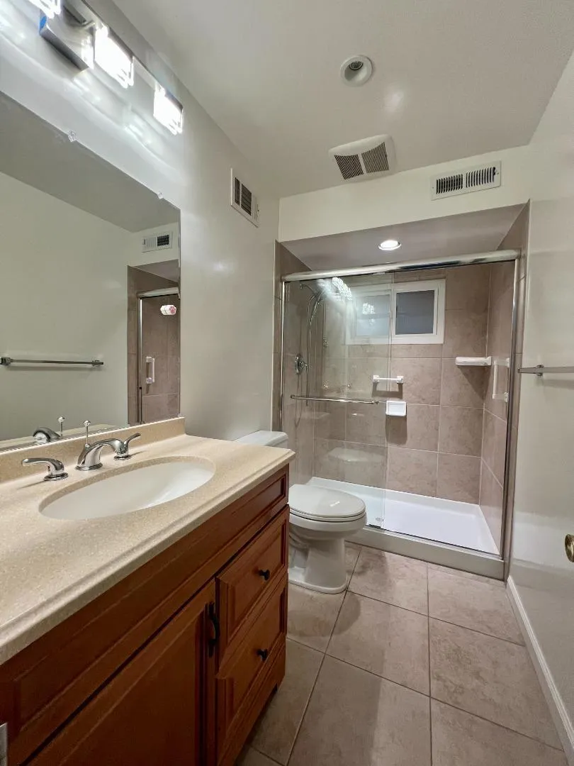2816 San Juan Boulevard Belmont, CA 94002