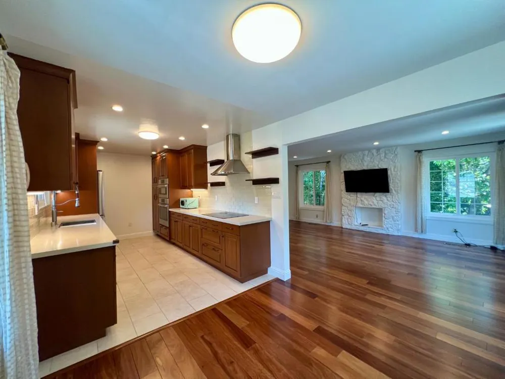 2816 San Juan Boulevard Belmont, CA 94002