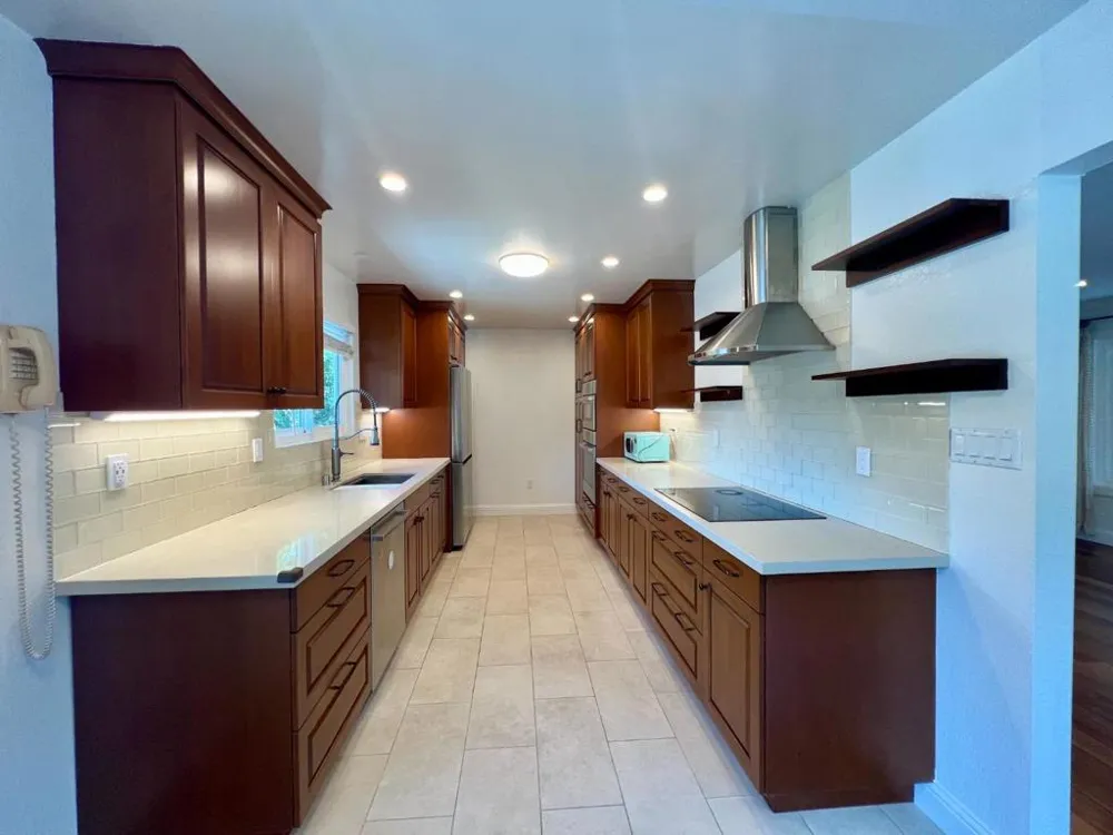 2816 San Juan Boulevard Belmont, CA 94002