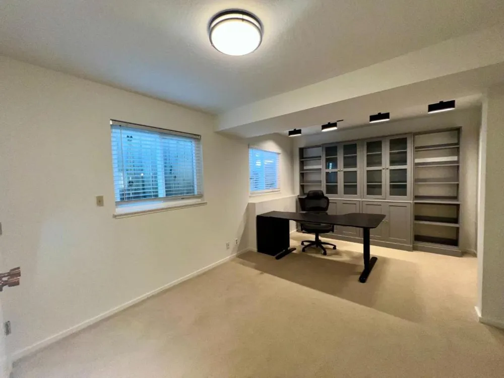 2816 San Juan Boulevard Belmont, CA 94002