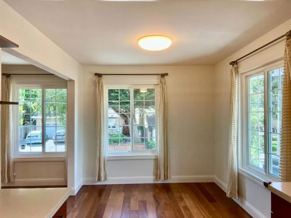 2816 San Juan Boulevard Belmont, CA 94002