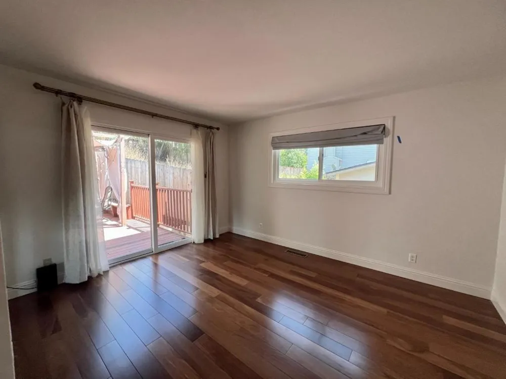 2816 San Juan Boulevard Belmont, CA 94002