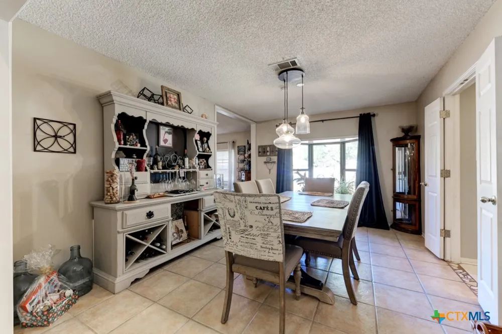 1229 Rapids Road New Braunfels, TX 78130