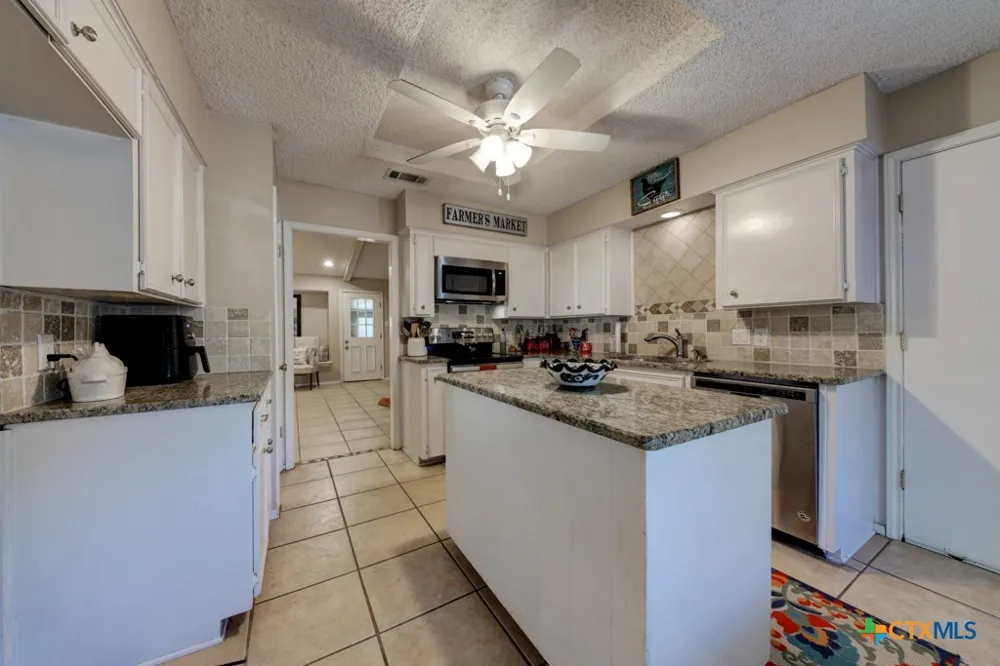 1229 Rapids Road New Braunfels, TX 78130
