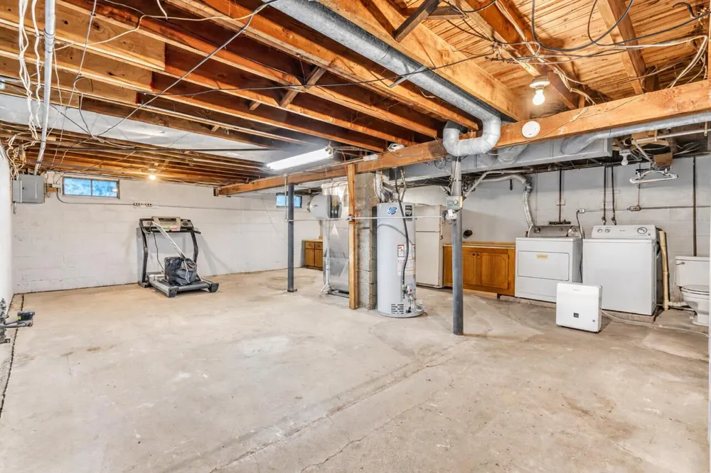 3325 Taft Avenue SW Wyoming, MI 49519