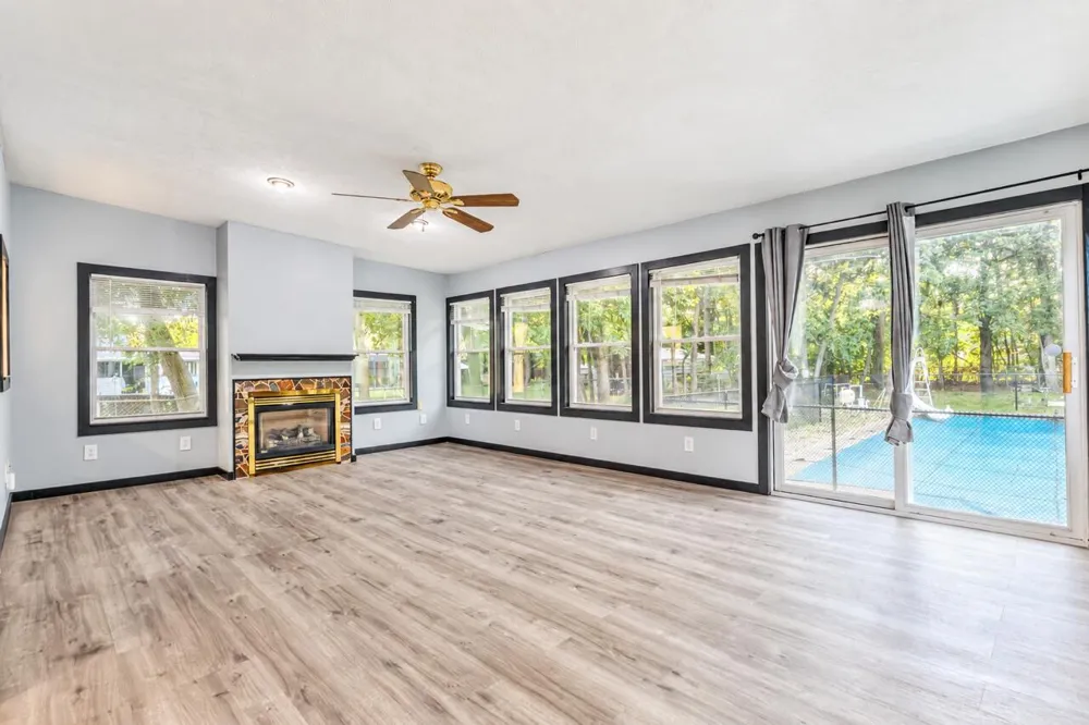 3325 Taft Avenue SW Wyoming, MI 49519