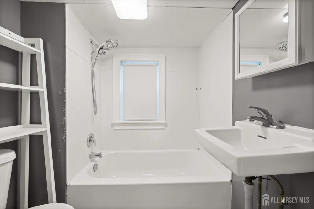 36-38 W Somerset Street Raritan, NJ 08869
